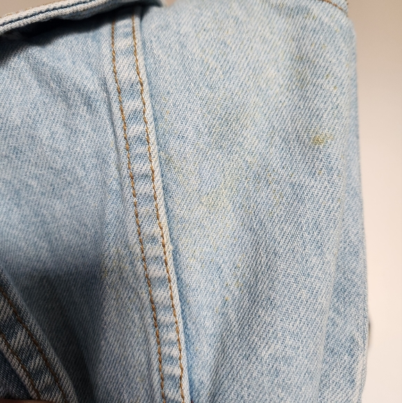 Vest - Picture 4 of 11